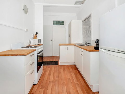 Easy Going Holiday Unit On McKenzie MK6 - Yamba Accommodation 3