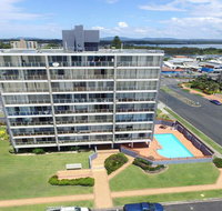 Ebbtide 2 - On Main Beach - Yamba Accommodation