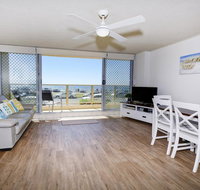 Ebbtide 3 - On Main Beach - Yamba Accommodation