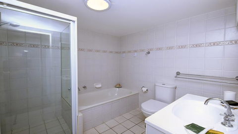 Ebbtide 3 - On Main Beach! - Yamba Accommodation 3