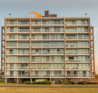 Ebbtide 38 - On The Beach - Yamba Accommodation