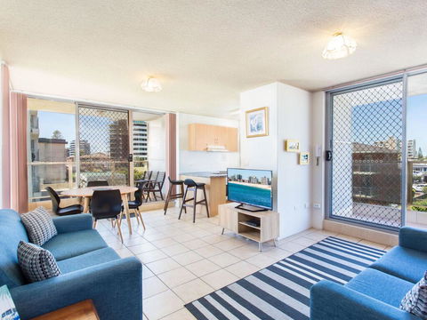 Ebbtide 6 - Opposite Main Beach - Yamba Accommodation 0