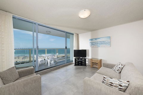 Ebbtide, Unit 17, 2-6 North Street - Yamba Accommodation 3