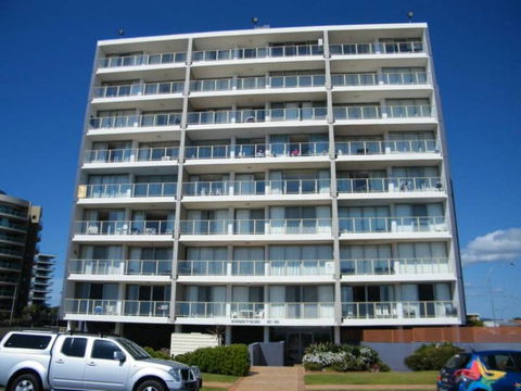 Ebbtide, Unit 33, 2-6 North Street - Yamba Accommodation 1