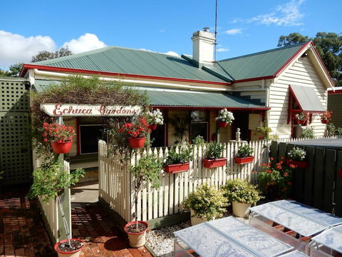 Echuca Gardens - Yamba Accommodation 1