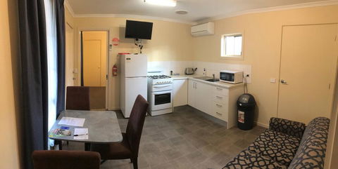 Echuca Holiday Units - Yamba Accommodation 3