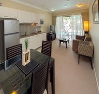 Eden by the Bay - Yamba Accommodation