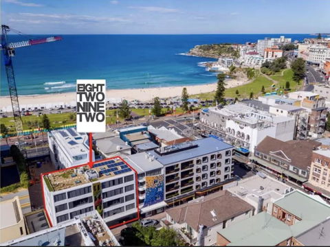 EIGHT TWO NINE TWO IV: BONDI BEACH - Yamba Accommodation 0