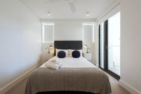 EIGHT TWO NINE TWO IV: BONDI BEACH - Yamba Accommodation 2