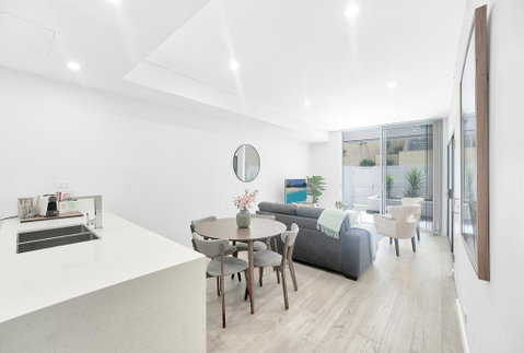 Elegant 2 Bedrooms Terrace With Premium Condition - Yamba Accommodation 1