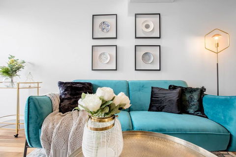 Elegant 2BR@Footscray Station - Yamba Accommodation 0