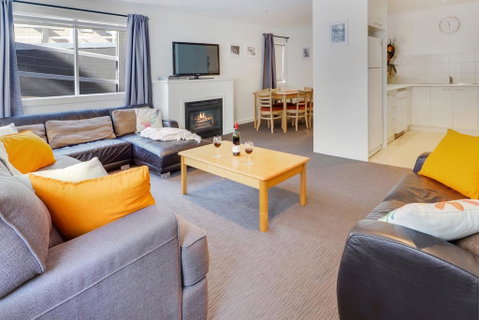 Elkhorn 11 - Yamba Accommodation 3