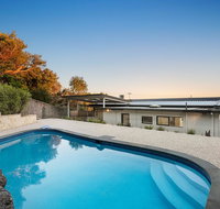 Ellerina Sea Vista Luxury Family Retreat with sauna pool amazing water views walk to beach - Yamba Accommodation