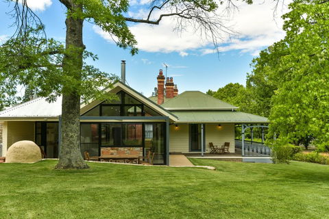 Elm Tree Lodge Beechworth - Yamba Accommodation 2