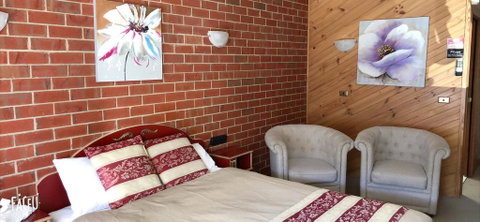 Elms Motor Inn - Yamba Accommodation 1