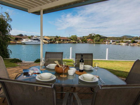 Elouera 23 - Yamba Accommodation 0