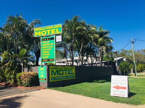 Emerald Highlands Motel - Yamba Accommodation 0