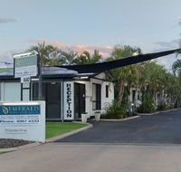 Emerald Motel Apartments - Yamba Accommodation