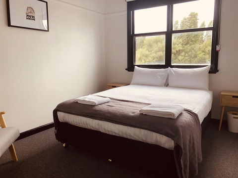 Empire Hotel Beechworth - Yamba Accommodation 2