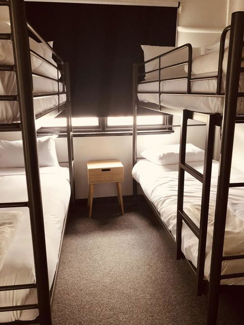 Empire Hotel Beechworth - Yamba Accommodation 3