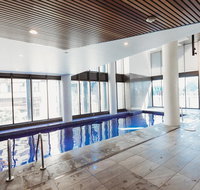 Entire Apartment-South Bank Luxe-Mater Hospital-Heated Pool-Netflix-WIFI-Gabba - Yamba Accommodation