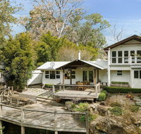 Equanimity - Beautiful character filled house - Yamba Accommodation