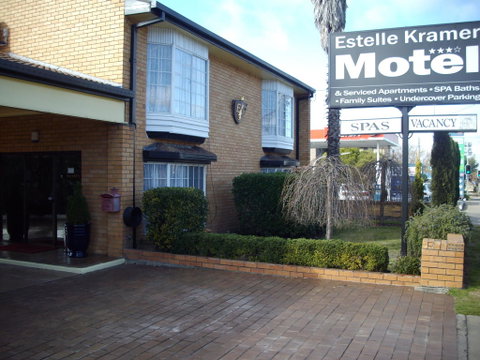 Estelle Kramer Motel - Yamba Accommodation 1