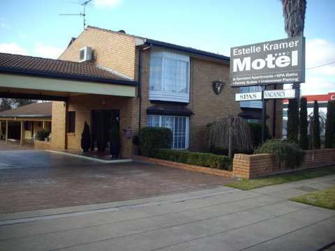 Estelle Kramer Motel - Yamba Accommodation 0