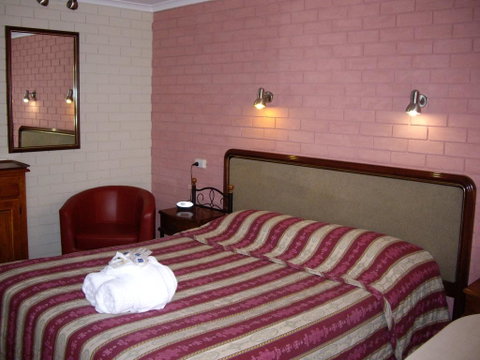Estelle Kramer Motel - Yamba Accommodation 3