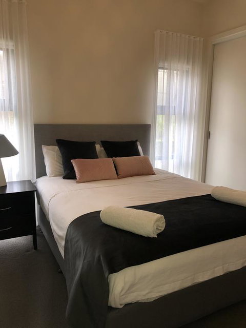 Exclusive Anglesea River Beach Apartment - Yamba Accommodation 2