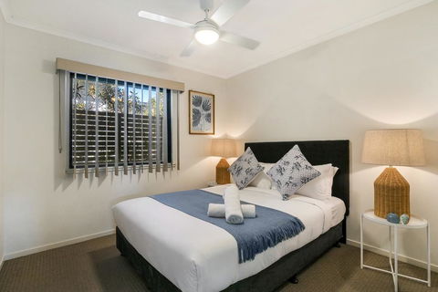 Family-Size Duplex In Quiet Neighbourhood - Yamba Accommodation 1