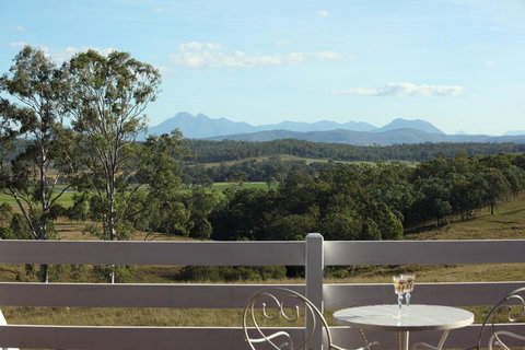 Farringdon Homestead - Yamba Accommodation 0