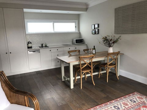 Fig Tree Cottage - Yamba Accommodation 3