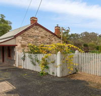 Fig Tree Cottage - Yamba Accommodation