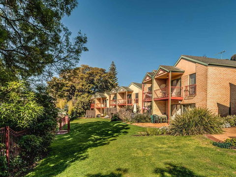 Findlay On The Bay - Yamba Accommodation 0