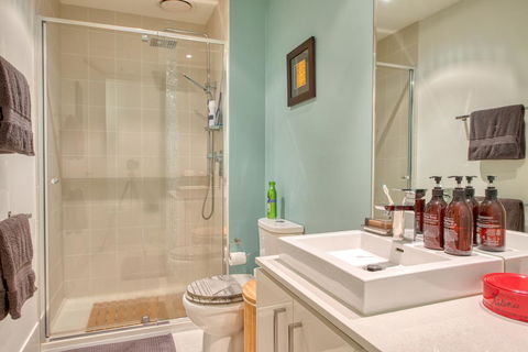 Fitzroy Lifestyle 1 Bed With Pool, Spa, Sauna & Gym - Yamba Accommodation 3