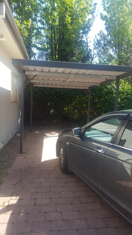 Flat In Heart Of Griffith - Yamba Accommodation 0