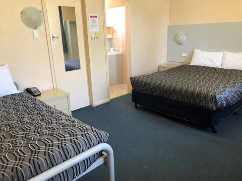 Flinders Motel - Yamba Accommodation 3