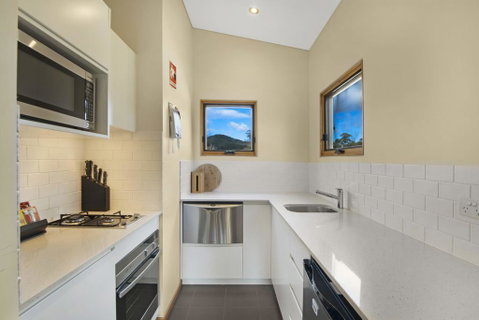 Four Mile Hut - Yamba Accommodation 3
