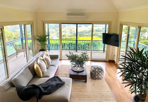 Four Winds Luxury Villas Byron Bay - Yamba Accommodation 3