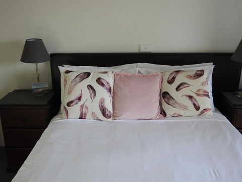 Frankston Motel - Yamba Accommodation 0