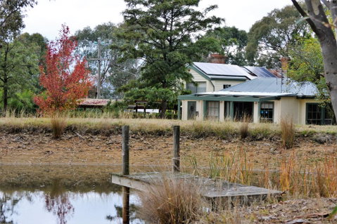 Friends In Harcourt North - Yamba Accommodation 3