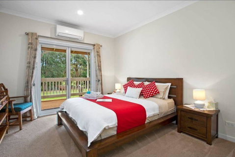 GALBRAITH BEACH STUDIO 2 - Yamba Accommodation 0