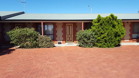 Gateway Motor Inn - Yamba Accommodation 1