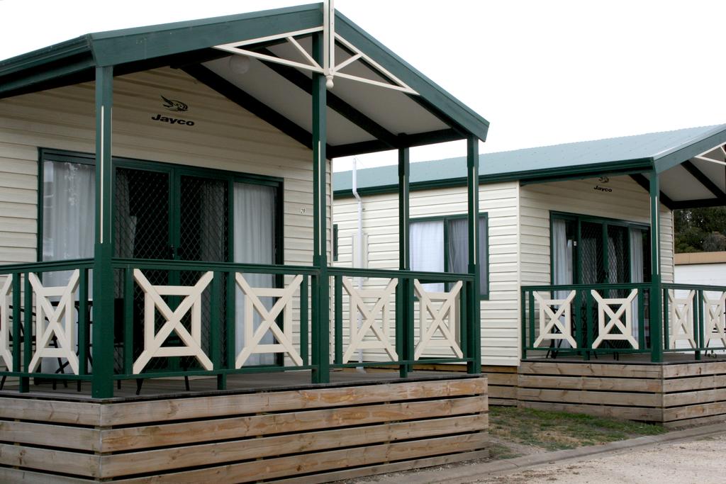 Mount Duneed ACT Yamba Accommodation