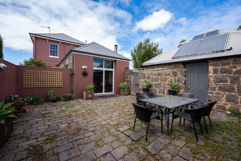 Georgia - Yamba Accommodation 1