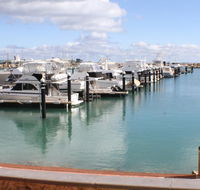 Geraldton Holiday Unit - Yamba Accommodation