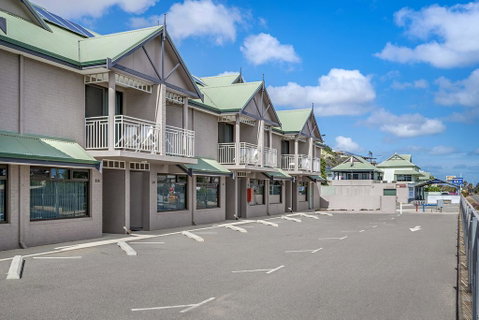 Geraldton Motor Inn - Yamba Accommodation 0