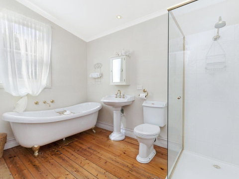 Ginabella - Yamba Accommodation 1