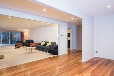 Gippsland Twelve-Spacious And Central With Off Street Parking - Yamba Accommodation 3